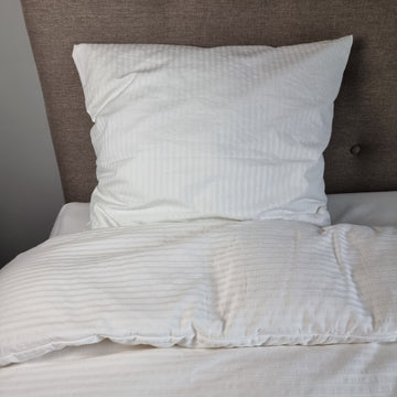 Sengetøj 140x220 cm - Bæk og Bølge - hvid