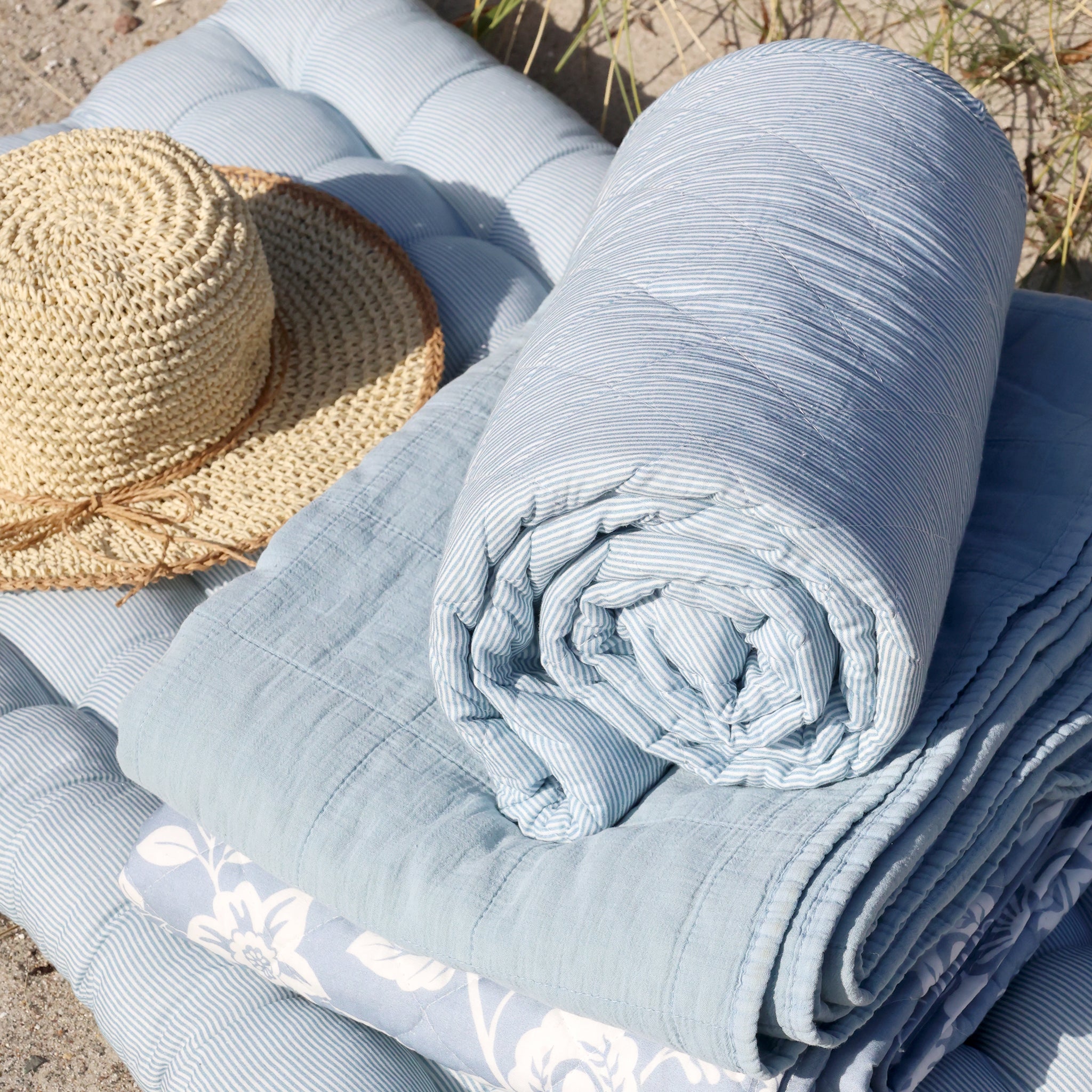 Aix Quilt, Chic Antique, sky blue, 130x180 cm