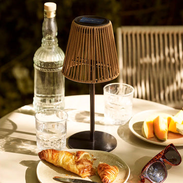 Salford lampe, solcelle